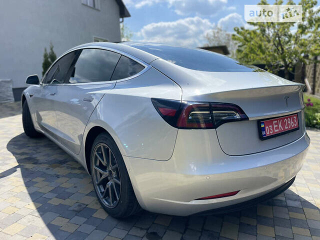 Сірий Тесла Модель 3, об'ємом двигуна 0 л та пробігом 20 тис. км за 23500 $, фото 8 на Automoto.ua