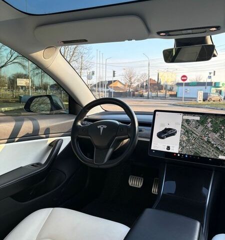 Сірий Тесла Модель 3, об'ємом двигуна 0 л та пробігом 165 тис. км за 20000 $, фото 20 на Automoto.ua