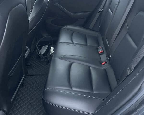 Серый Тесла Модель 3, объемом двигателя 0 л и пробегом 140 тыс. км за 16500 $, фото 7 на Automoto.ua