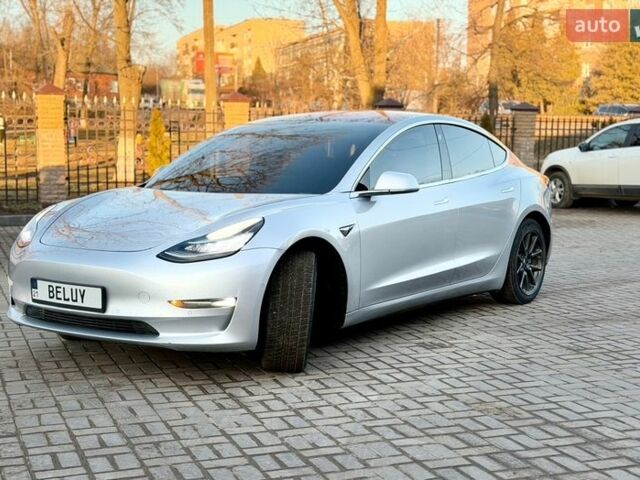 Серый Тесла Модель 3, объемом двигателя 0 л и пробегом 193 тыс. км за 16000 $, фото 6 на Automoto.ua