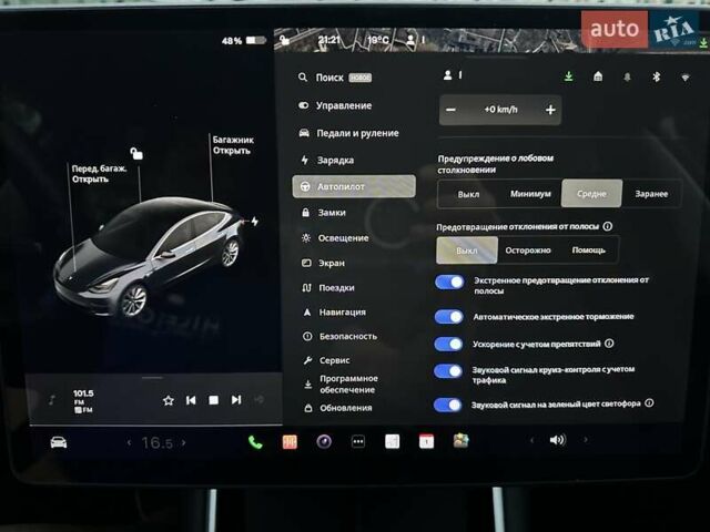 Серый Тесла Модель 3, объемом двигателя 0 л и пробегом 67 тыс. км за 19300 $, фото 29 на Automoto.ua