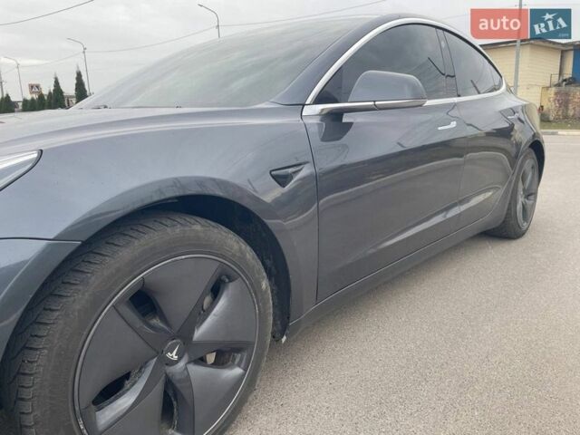Сірий Тесла Модель 3, об'ємом двигуна 0 л та пробігом 127 тис. км за 19000 $, фото 3 на Automoto.ua