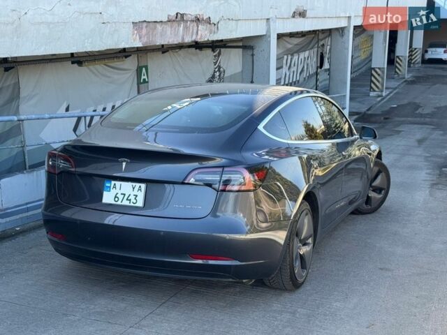 Серый Тесла Модель 3, объемом двигателя 0 л и пробегом 154 тыс. км за 15299 $, фото 5 на Automoto.ua