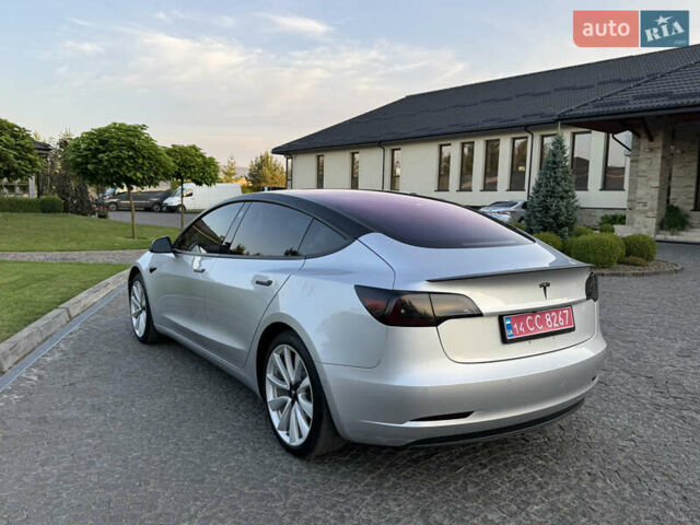 Серый Тесла Модель 3, объемом двигателя 0 л и пробегом 84 тыс. км за 17400 $, фото 18 на Automoto.ua