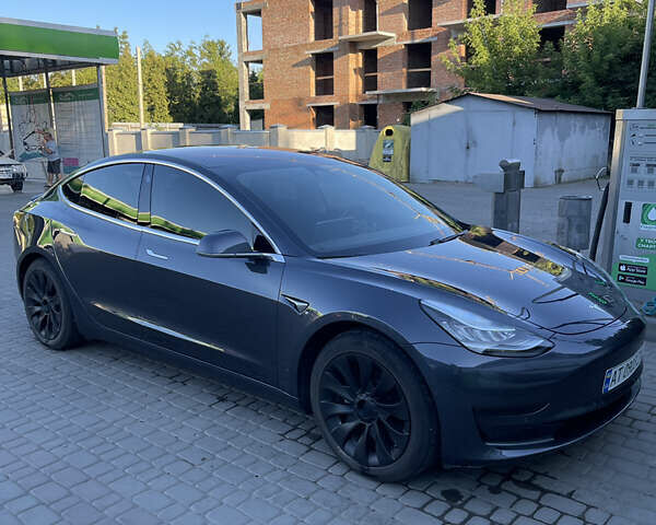 Серый Тесла Модель 3, объемом двигателя 0 л и пробегом 80 тыс. км за 21000 $, фото 11 на Automoto.ua