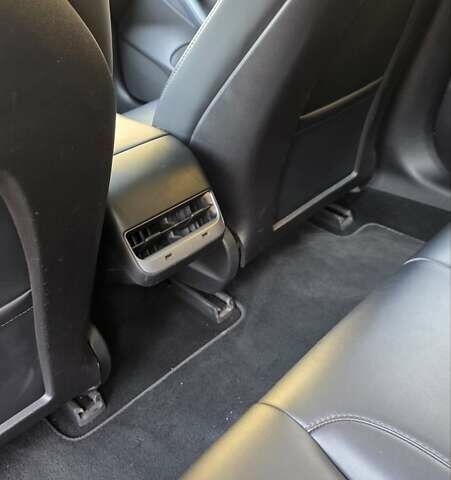 Сірий Тесла Модель 3, об'ємом двигуна 0 л та пробігом 84 тис. км за 17500 $, фото 35 на Automoto.ua