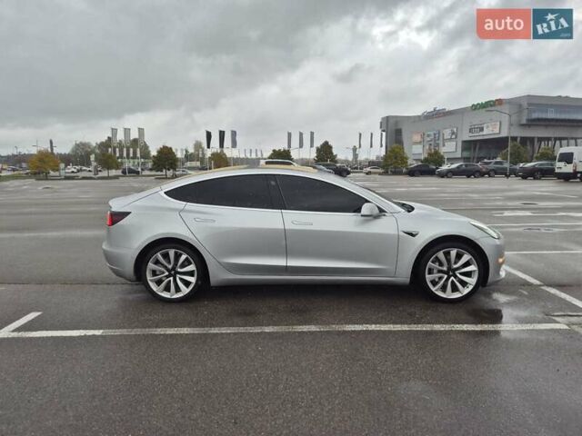 Сірий Тесла Модель 3, об'ємом двигуна 0 л та пробігом 83 тис. км за 17300 $, фото 3 на Automoto.ua