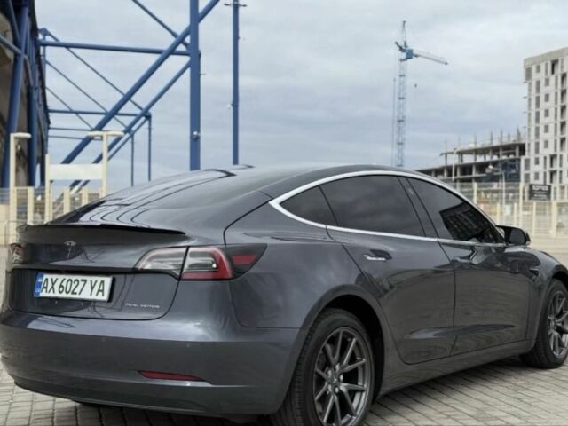 Серый Тесла Модель 3, объемом двигателя 0 л и пробегом 190 тыс. км за 16800 $, фото 1 на Automoto.ua