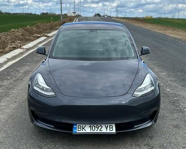 Сірий Тесла Модель 3, об'ємом двигуна 0 л та пробігом 151 тис. км за 15000 $, фото 7 на Automoto.ua