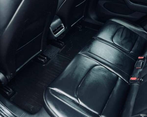 Серый Тесла Модель 3, объемом двигателя 0 л и пробегом 99 тыс. км за 17950 $, фото 6 на Automoto.ua