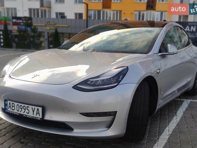 Сірий Тесла Модель 3, об'ємом двигуна 0 л та пробігом 69 тис. км за 19000 $, фото 4 на Automoto.ua