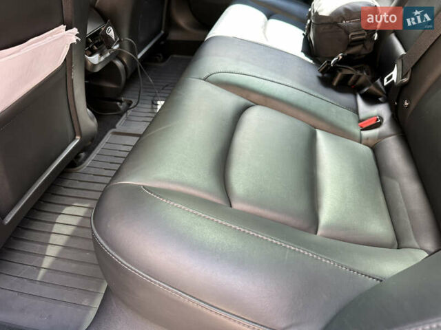 Серый Тесла Модель 3, объемом двигателя 0 л и пробегом 90 тыс. км за 17600 $, фото 39 на Automoto.ua