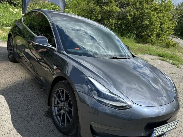 Сірий Тесла Модель 3, об'ємом двигуна 0 л та пробігом 116 тис. км за 16990 $, фото 2 на Automoto.ua