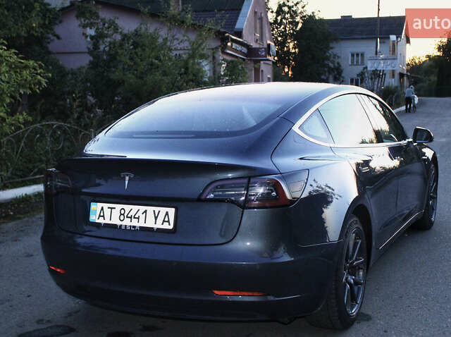 Сірий Тесла Модель 3, об'ємом двигуна 0 л та пробігом 109 тис. км за 16900 $, фото 23 на Automoto.ua
