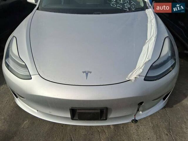 Сірий Тесла Модель 3, об'ємом двигуна 0 л та пробігом 122 тис. км за 6200 $, фото 8 на Automoto.ua