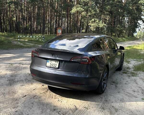 Серый Тесла Модель 3, объемом двигателя 0 л и пробегом 125 тыс. км за 17000 $, фото 14 на Automoto.ua