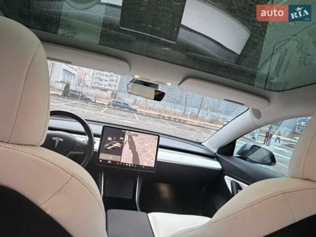 Сірий Тесла Модель 3, об'ємом двигуна 0 л та пробігом 166 тис. км за 17700 $, фото 12 на Automoto.ua