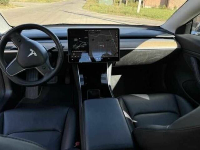 Серый Тесла Модель 3, объемом двигателя 0 л и пробегом 78 тыс. км за 14200 $, фото 6 на Automoto.ua
