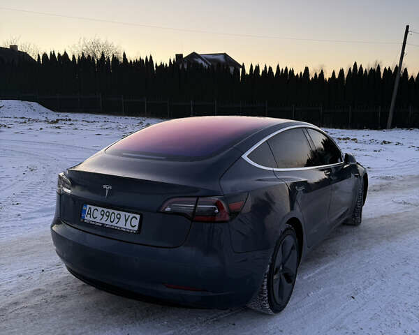 Сірий Тесла Модель 3, об'ємом двигуна 0 л та пробігом 130 тис. км за 17100 $, фото 4 на Automoto.ua