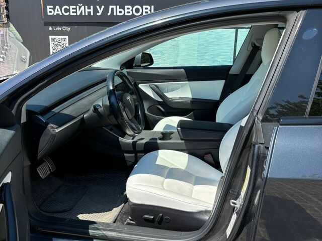 Сірий Тесла Модель 3, об'ємом двигуна 0 л та пробігом 89 тис. км за 17989 $, фото 6 на Automoto.ua