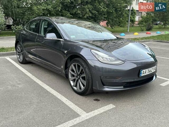 Серый Тесла Модель 3, объемом двигателя 0 л и пробегом 67 тыс. км за 19300 $, фото 10 на Automoto.ua