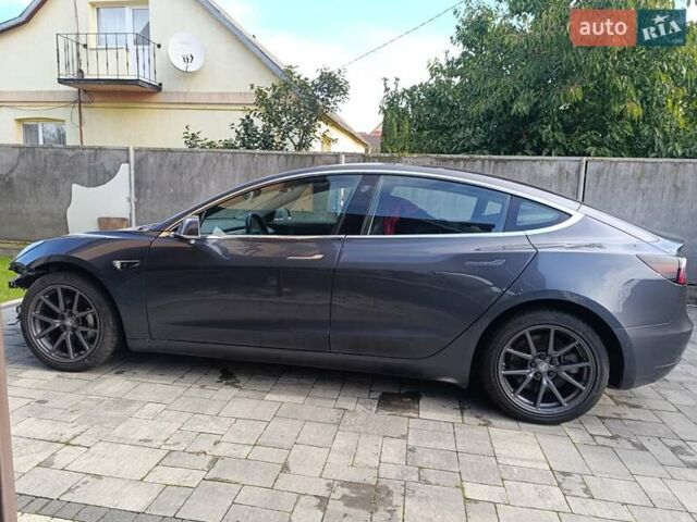 Сірий Тесла Модель 3, об'ємом двигуна 0 л та пробігом 206 тис. км за 12700 $, фото 3 на Automoto.ua
