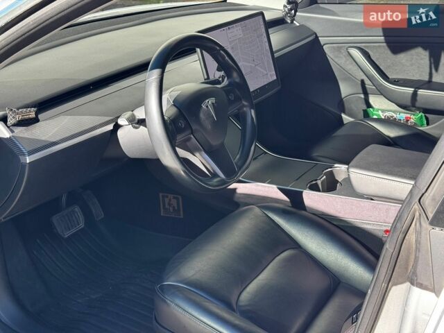 Сірий Тесла Модель 3, об'ємом двигуна 0 л та пробігом 115 тис. км за 18800 $, фото 6 на Automoto.ua