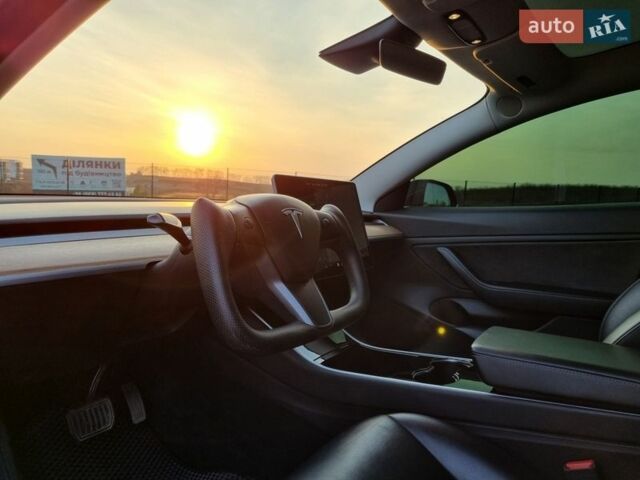 Серый Тесла Модель 3, объемом двигателя 0 л и пробегом 128 тыс. км за 16500 $, фото 32 на Automoto.ua