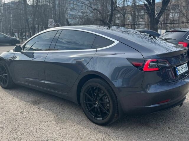 Сірий Тесла Модель 3, об'ємом двигуна 0 л та пробігом 207 тис. км за 17000 $, фото 4 на Automoto.ua