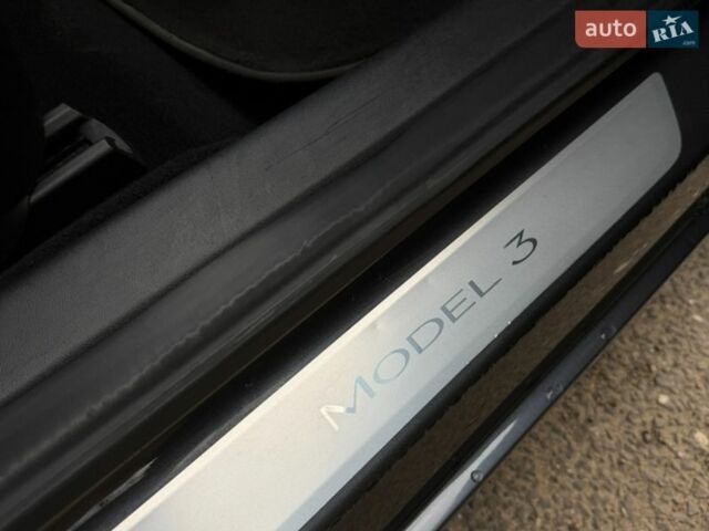Сірий Тесла Модель 3, об'ємом двигуна 0 л та пробігом 140 тис. км за 16499 $, фото 22 на Automoto.ua