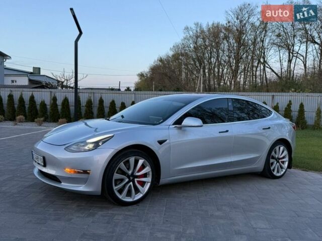 Серый Тесла Модель 3, объемом двигателя 0 л и пробегом 183 тыс. км за 13700 $, фото 12 на Automoto.ua