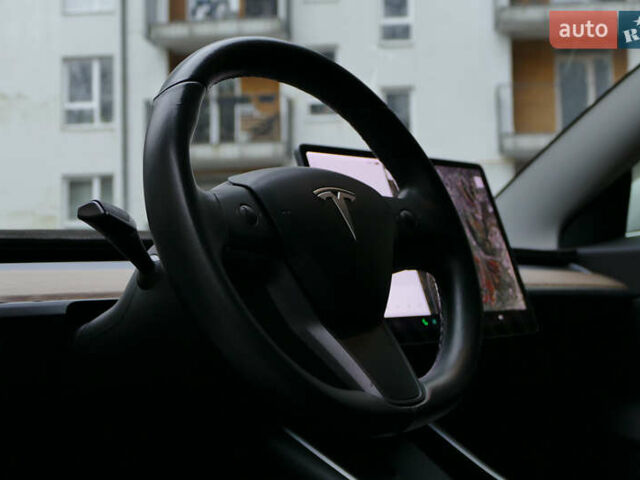 Серый Тесла Модель 3, объемом двигателя 0 л и пробегом 119 тыс. км за 18300 $, фото 26 на Automoto.ua