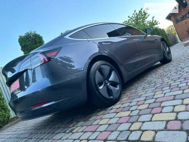 Серый Тесла Модель 3, объемом двигателя 0 л и пробегом 87 тыс. км за 22500 $, фото 23 на Automoto.ua