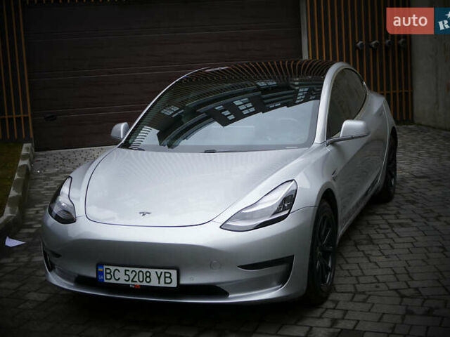 Серый Тесла Модель 3, объемом двигателя 0 л и пробегом 119 тыс. км за 18300 $, фото 2 на Automoto.ua