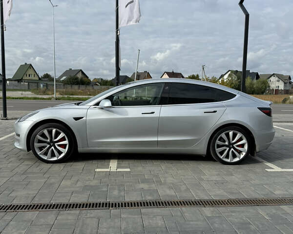 Серый Тесла Модель 3, объемом двигателя 0 л и пробегом 165 тыс. км за 15900 $, фото 9 на Automoto.ua