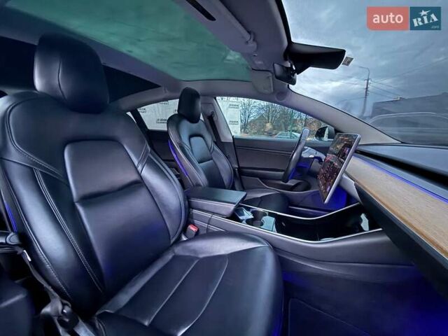 Серый Тесла Модель 3, объемом двигателя 0 л и пробегом 133 тыс. км за 12400 $, фото 18 на Automoto.ua
