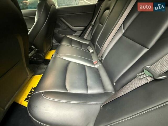 Серый Тесла Модель 3, объемом двигателя 0 л и пробегом 162 тыс. км за 13999 $, фото 64 на Automoto.ua