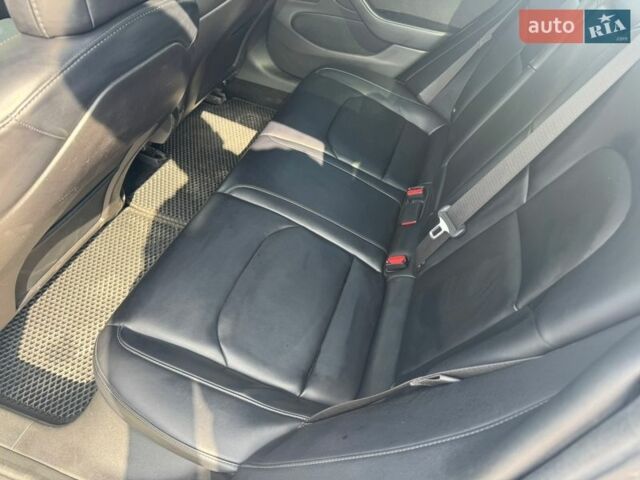 Сірий Тесла Модель 3, об'ємом двигуна 0 л та пробігом 99 тис. км за 16400 $, фото 13 на Automoto.ua