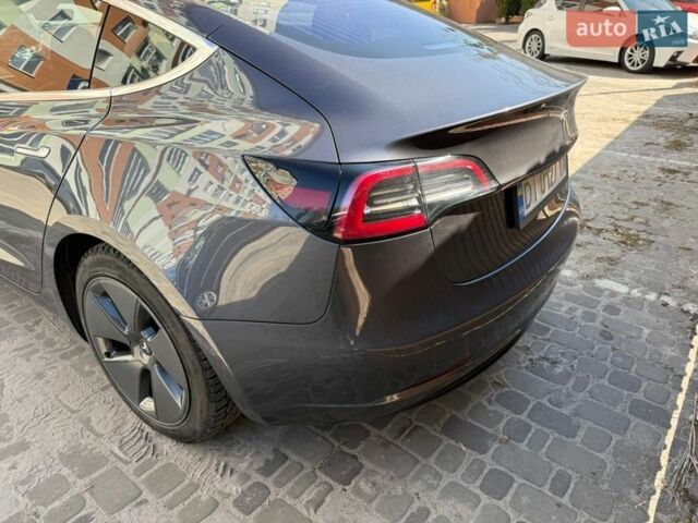 Сірий Тесла Модель 3, об'ємом двигуна 0 л та пробігом 99 тис. км за 18500 $, фото 4 на Automoto.ua