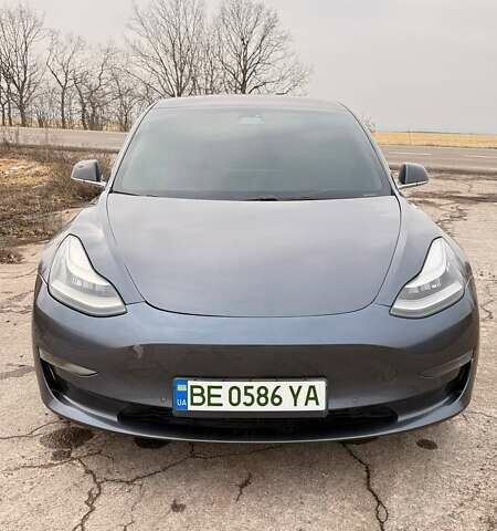 Сірий Тесла Модель 3, об'ємом двигуна 0 л та пробігом 243 тис. км за 12900 $, фото 3 на Automoto.ua
