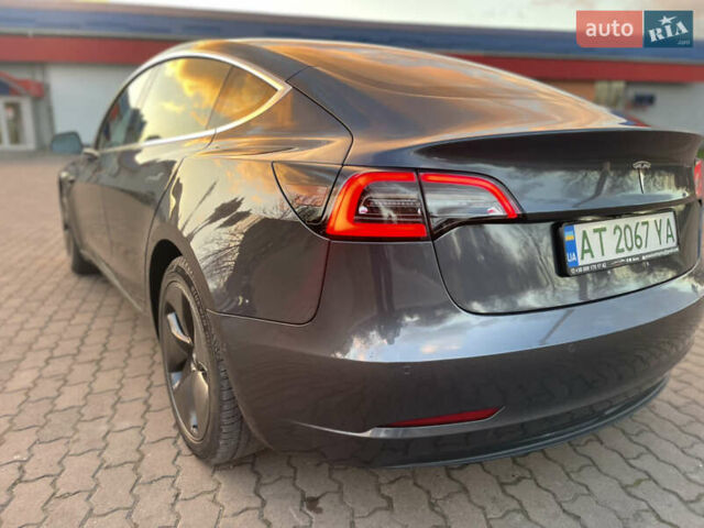 Сірий Тесла Модель 3, об'ємом двигуна 0 л та пробігом 122 тис. км за 17500 $, фото 7 на Automoto.ua
