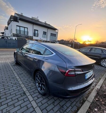 Серый Тесла Модель 3, объемом двигателя 0 л и пробегом 136 тыс. км за 16100 $, фото 11 на Automoto.ua