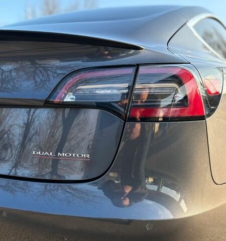 Сірий Тесла Модель 3, об'ємом двигуна 0 л та пробігом 165 тис. км за 20000 $, фото 43 на Automoto.ua