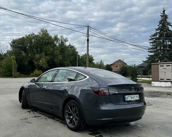 Сірий Тесла Модель 3, об'ємом двигуна 0 л та пробігом 109 тис. км за 16900 $, фото 16 на Automoto.ua