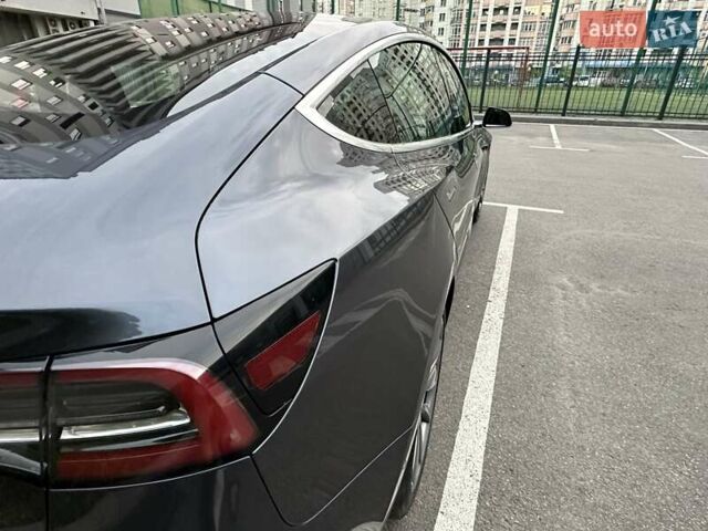 Серый Тесла Модель 3, объемом двигателя 0 л и пробегом 67 тыс. км за 19300 $, фото 12 на Automoto.ua