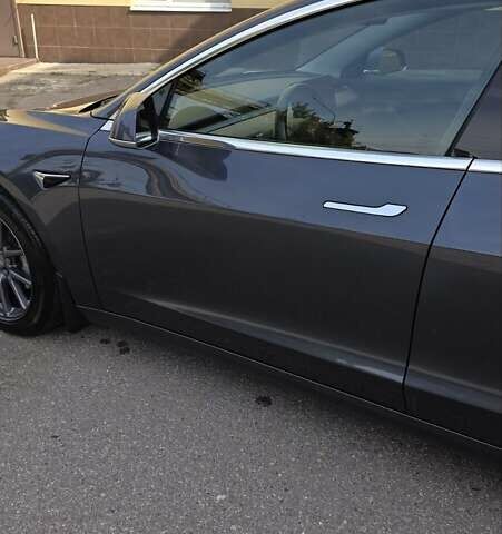 Сірий Тесла Модель 3, об'ємом двигуна 0 л та пробігом 84 тис. км за 17500 $, фото 10 на Automoto.ua