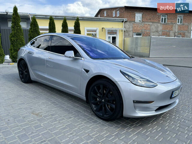 Сірий Тесла Модель 3, об'ємом двигуна 0 л та пробігом 180 тис. км за 17300 $, фото 8 на Automoto.ua