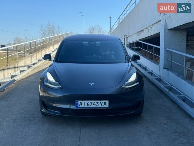 Серый Тесла Модель 3, объемом двигателя 0 л и пробегом 154 тыс. км за 15299 $, фото 1 на Automoto.ua