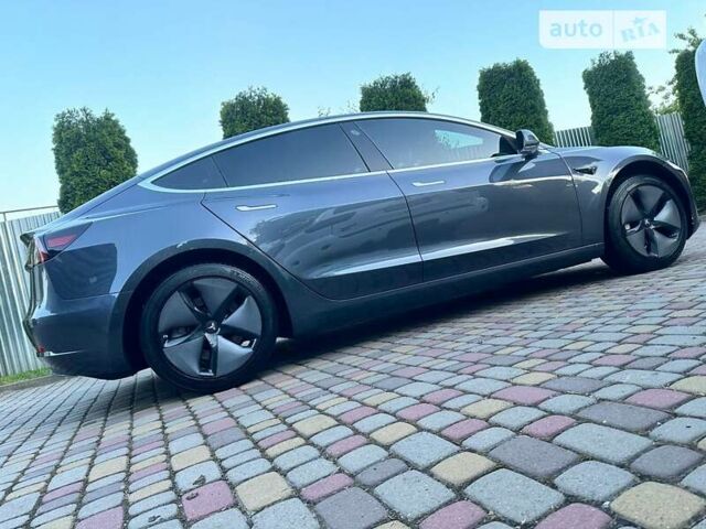 Сірий Тесла Модель 3, об'ємом двигуна 0 л та пробігом 87 тис. км за 22500 $, фото 4 на Automoto.ua