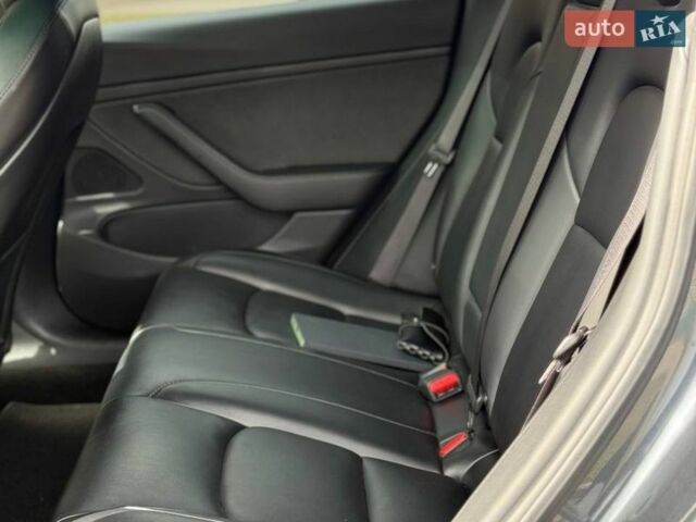 Серый Тесла Модель 3, объемом двигателя 0 л и пробегом 152 тыс. км за 16400 $, фото 27 на Automoto.ua